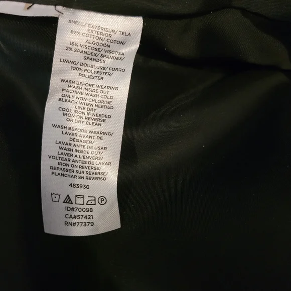 Ann Taylor Fully Lined Black Velvety Mini Skirt Size 4 - Picture 2 of 7